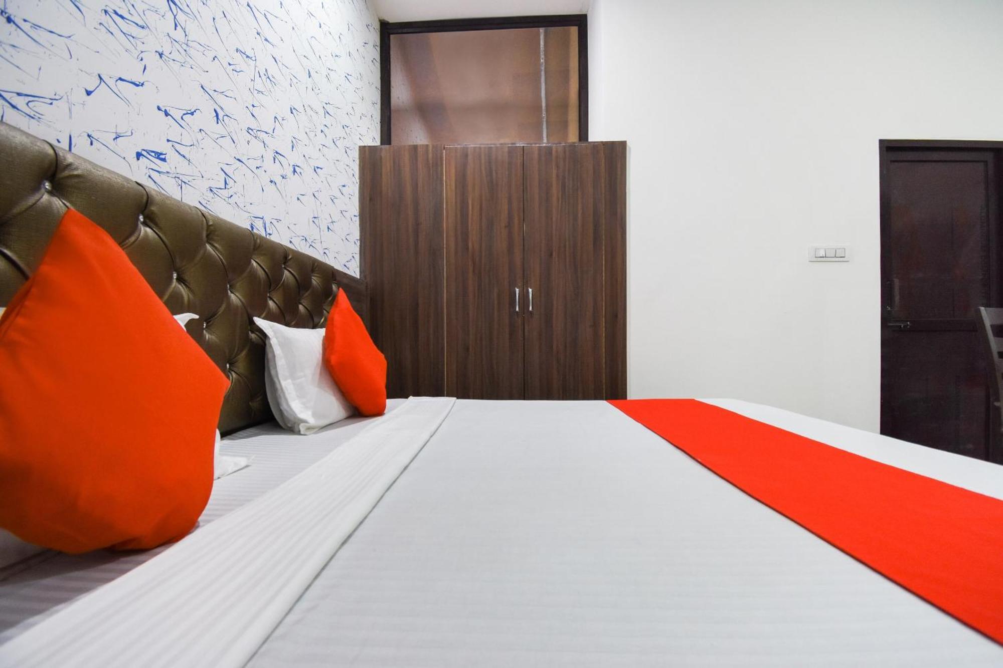 Hotel O Chandigarh Inn Ngoại thất bức ảnh